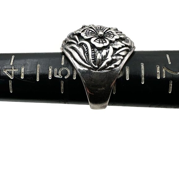 Designer Womens Ring Sterling Silver Domed Floral Design Size 6 - Picture 4 of 4